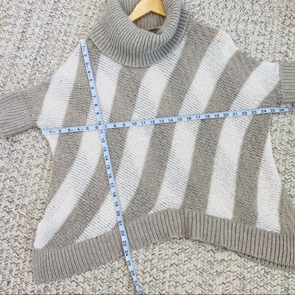 Old Navy tan and white stripe slouchy cowl neck sweater - Picture 4 of 6